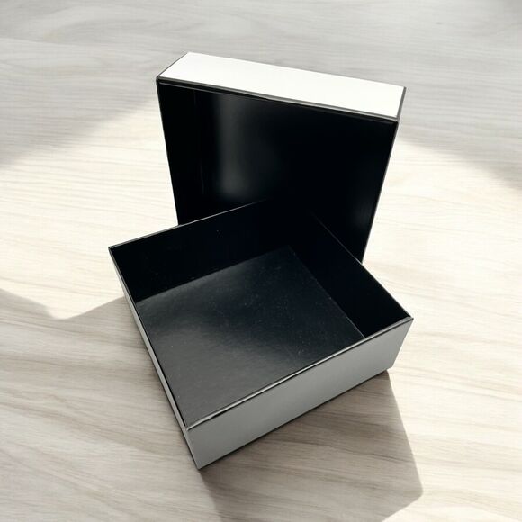 Authentic CHANEL Gift Box Empty Medium Box White With Black Trim 8"x8"x3.5" - Picture 3 of 9